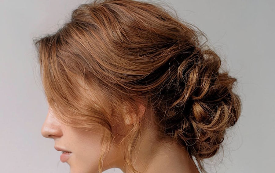 Maîtriser le Chignon Poker Face pour Briller 